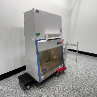 Thermo 1300 Series A2 4Foot Biosafety Cabinet image 0